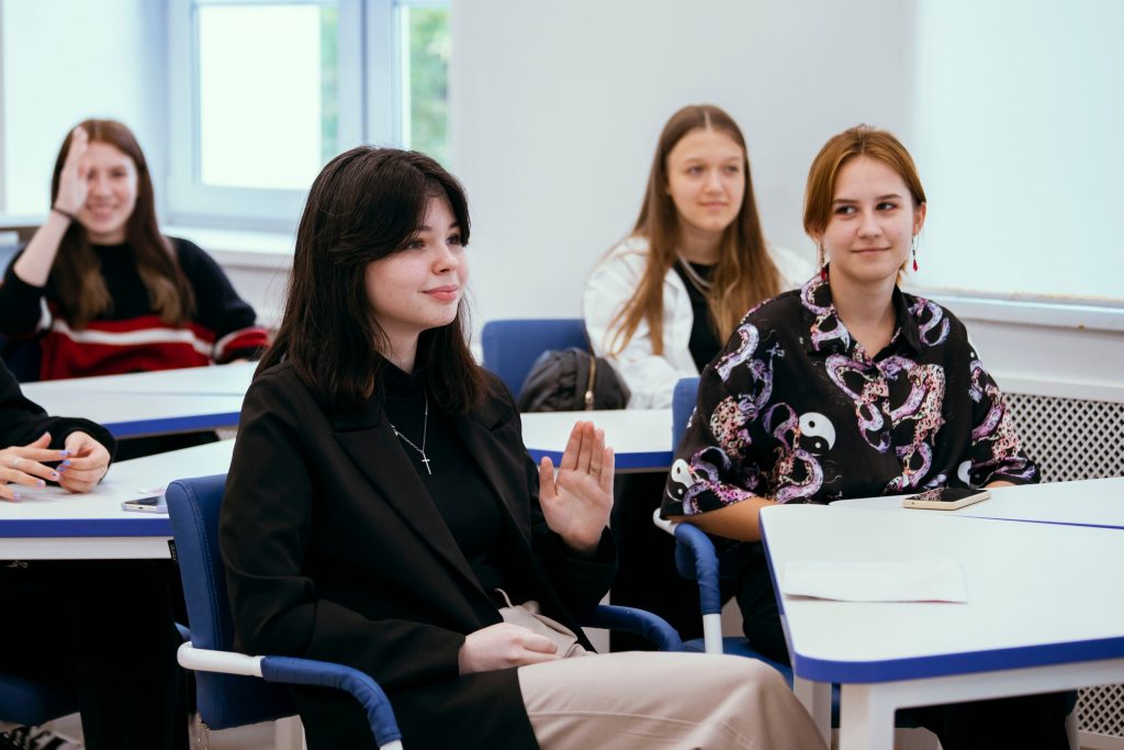 Успейте подать заявку на Летнюю школу для руководителей математических кружков